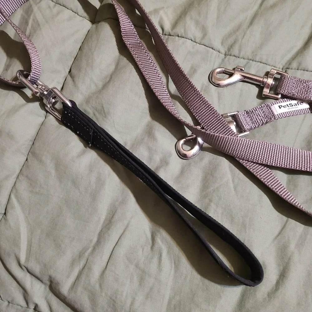 PetSafe Double Dog Leash Gray Black Nylon Two Pet Coupler Lead Padded Handle‎
